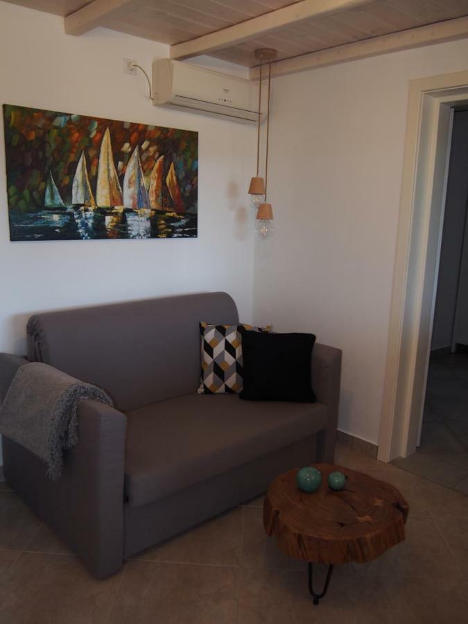 Thalatta Seaside Accommodation プスィリ・アモス エクステリア 写真